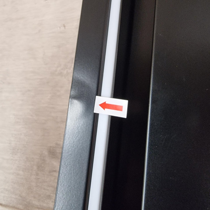 Ripple On One Side Of Frame