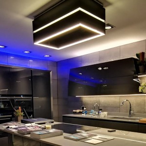 90cm Energy Saving Brushless Ceiling  Hood with Led Light Surround with Black Glass